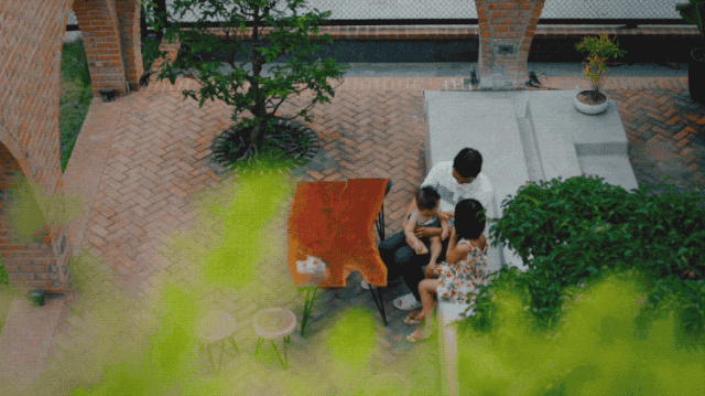 Ngôi nhà gạch nung nhiều cây xanh ở Đà Nẵng, luôn thoáng mát dù thời tiết 40 độ ngoi nha gach nung nhieu cay xanh o da nang luon thoang mat du thoi tiet 40 do