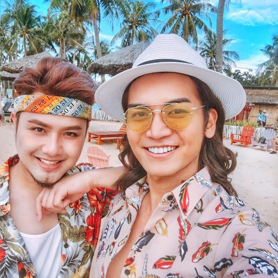 5 năm yêu đương ngọt ngào của BB Trần và người yêu đồng giới 5 nam yeu duong ngot ngao cua bb tran va nguoi yeu dong gioi