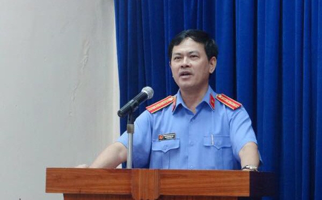 nguyen huu linh tu clip dam o be gai trong thang may den linh an 18 thang tu