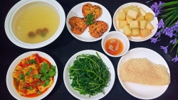 noi tieng viet chen tieng anh co gai bi dan mang chi trich lam mau