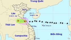 bao so 4 san bay vinh va dong hoi tam dung tiep nhan may bay