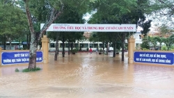 dai su cac nuoc mung khai giang tai truong trung hoc co so thanh xa phu tho
