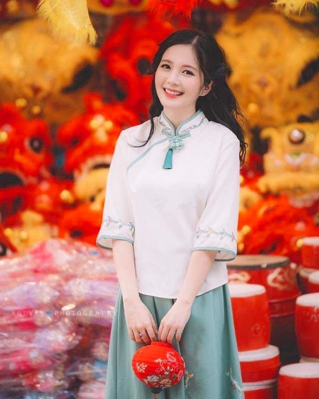 Phố Hàng Mã mùa Trung thu: Cấm chụp ảnh, nếu chụp trả phí 50 nghìn pho hang ma mua trung thu cam chup anh neu chup tra phi 50 nghin