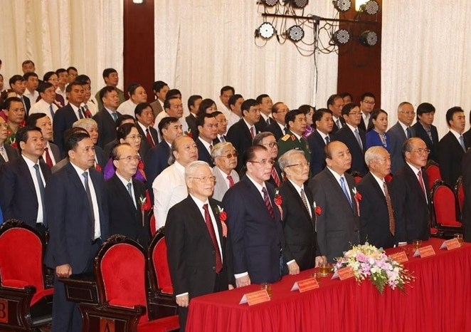 Tổng Bí thư, Chủ tịch nước gửi gắm niềm tin vào ngôi trường cao cấp nhất của Đảng tong bi thu chu tich nuoc gui gam niem tin vao ngoi truong cao cap nhat cua dang
