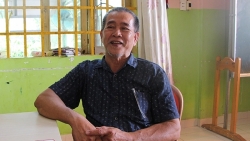 1 nam tiet kiem tien con trai tai tro bo me du lich chau au ky niem 45 ngay cuoi