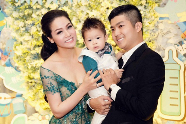 Thị Bình - Nhật Kim Anh rơi nước mắt nói về lý do nhường quyền nuôi con cho chồng thi binh nhat kim anh roi nuoc mat noi ve ly do nhuong quyen nuoi con cho chong