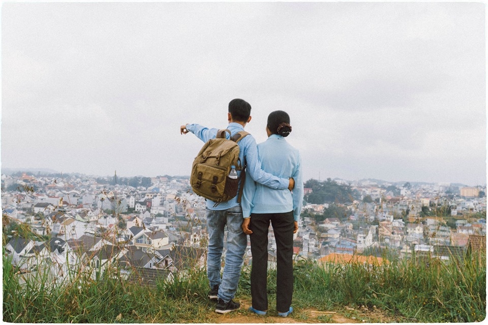 Bộ ảnh "Chuyến đi thanh xuân cùng mẹ" gây xúc động vì tình mẫu tử thiêng liêng bo anh chuyen di thanh xuan cung me gay xuc dong vi tinh mau tu thieng lieng