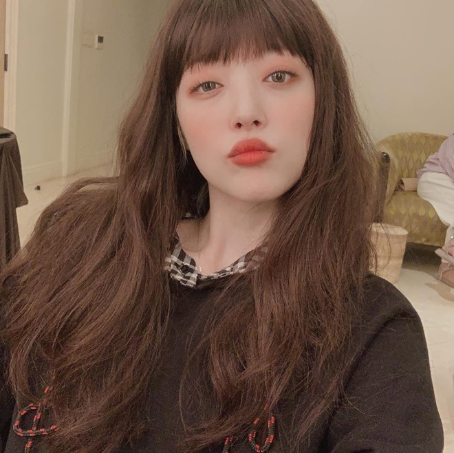 Trước khi qua đời, Sulli tích cực đăng ảnh trên trang cá nhân truoc khi qua doi sulli tich cuc dang anh tren trang ca nhan