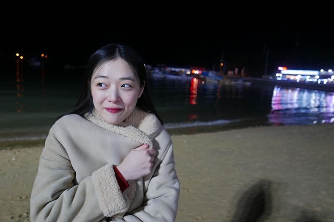 Trước khi qua đời, Sulli tích cực đăng ảnh trên trang cá nhân truoc khi qua doi sulli tich cuc dang anh tren trang ca nhan