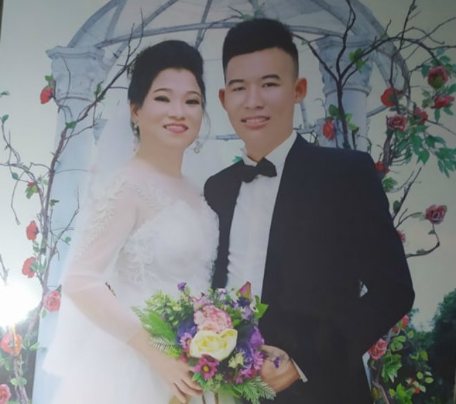 Vợ 41 tuổi, chồng 20 tuổi: Tỏ tình sau 10 ngày quen biết, vượt qua nhiều dị nghị để đến được với nhau vo 41 tuoi chong 20 tuoi to tinh sau 10 ngay quen biet vuot qua nhieu di nghi de den duoc voi nhau