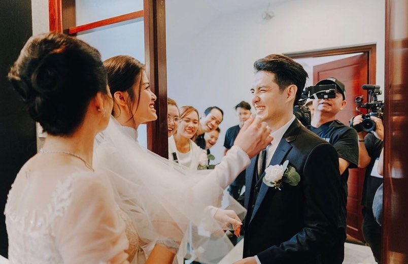 Không gian lễ cưới lãng mạn và hoành tráng của Đông Nhi - Ông Cao Thắng he lo khong gian le cuoi lang man va hoanh trang cua dong nhi ong cao thang