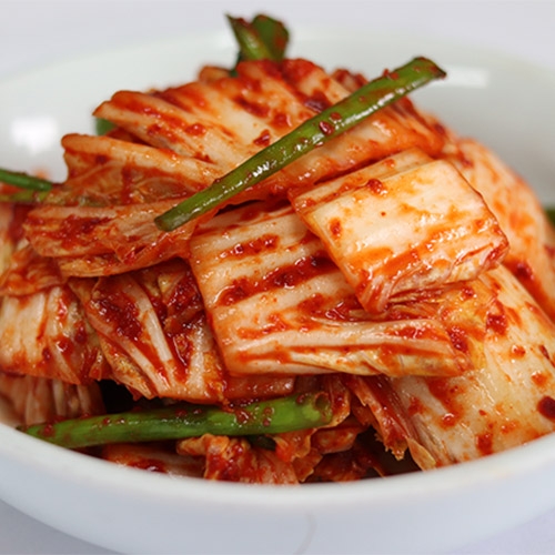 Cách làm kim chi cải thảo kiểu Hàn Quốc ăn kèm thịt nướng cach lam kim chi cai thao kieu han quoc an kem thit nuong