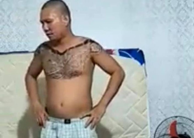 Cho rằng vợ lên mạng nói xấu mình, người chồng ra tay đánh vợ dã man cho rang vo len mang noi xau minh nguoi chong ra tay danh vo da man