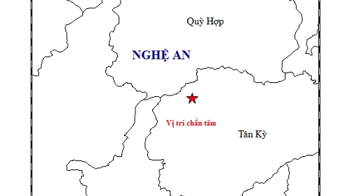 video giai cuu be gai 2 tuoi van song sot tinh tao du bi chon vui 24 tieng