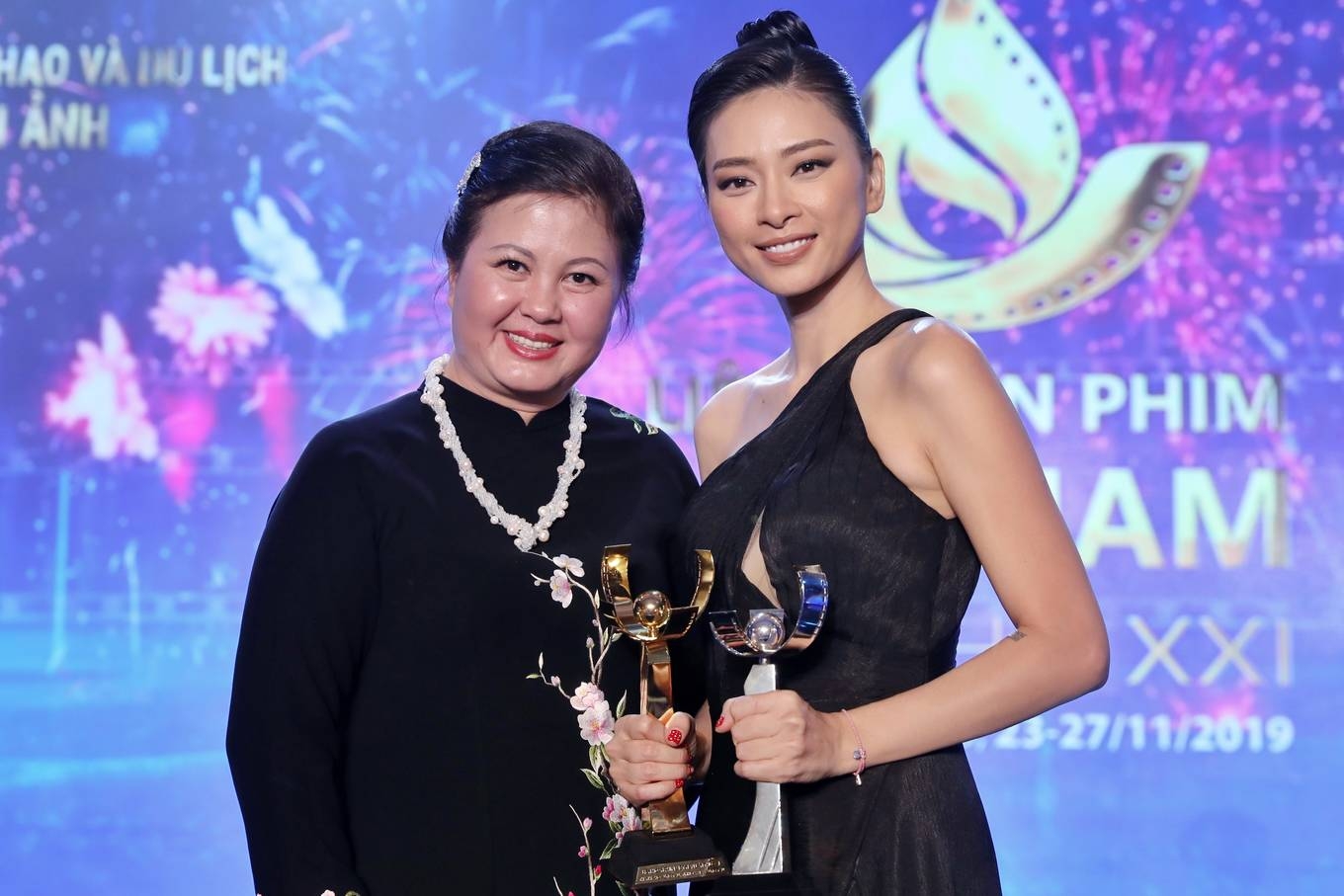 Ngô Thanh Vân đại thắng ở giải Bông sen Vàng ngo thanh van dai thang o giai bong sen vang