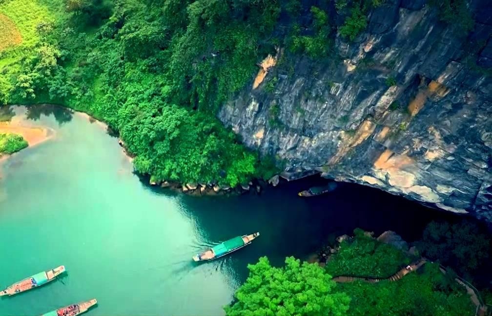 Phong Nha - Kẻ Bàng được bình chọn là điểm đến đáng trải nghiệm hàng đầu tại Việt Nam phong nha ke bang duoc binh chon la diem den dang trai nghiem hang dau tai viet nam