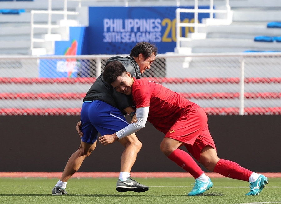 Tin tức bóng đá bên lề SEA Games 30 mới nhất, nóng nhất hôm nay (30/11) tin tuc bong da ben le sea games 30 moi nhat nong nhat hom nay 3011
