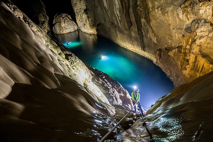tour son doong tiep tuc duoc khai thac den het nam 2030
