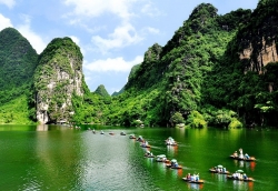 khoe thanh tich xuyen viet trong hon 19 gio phuot thu viet bi chi trich va nghi ngo