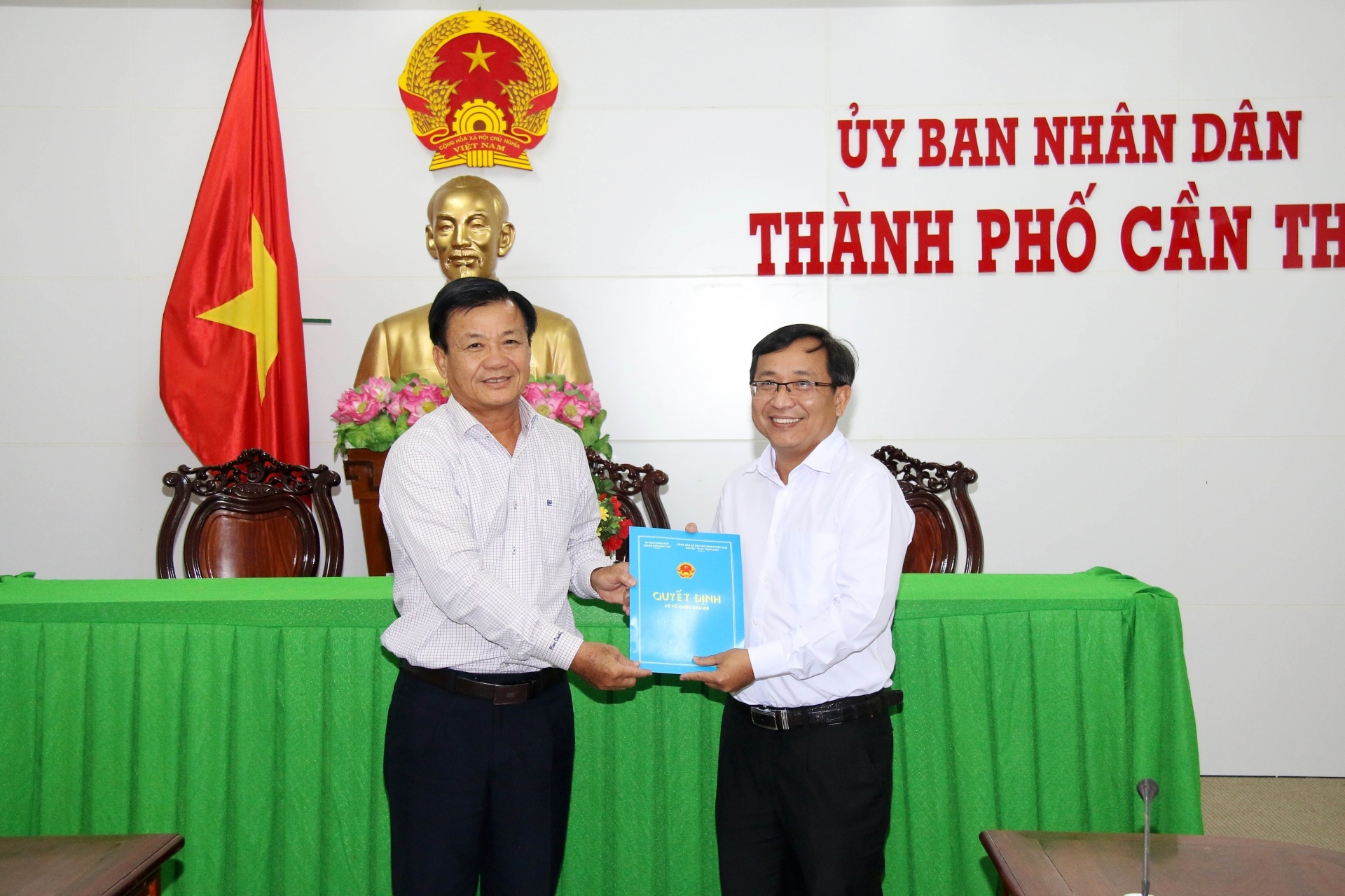 tin nhan su lanh dao moi o can tho bac lieu gia lai