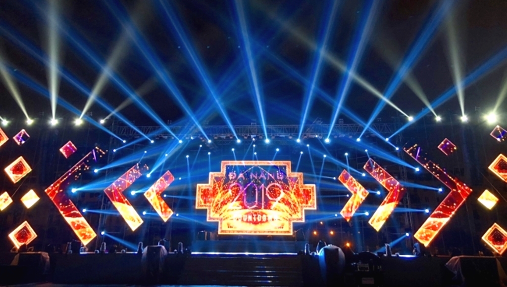 countdown 2020 3 le hoi dem nguoc chao don nam moi hoanh trang nhat