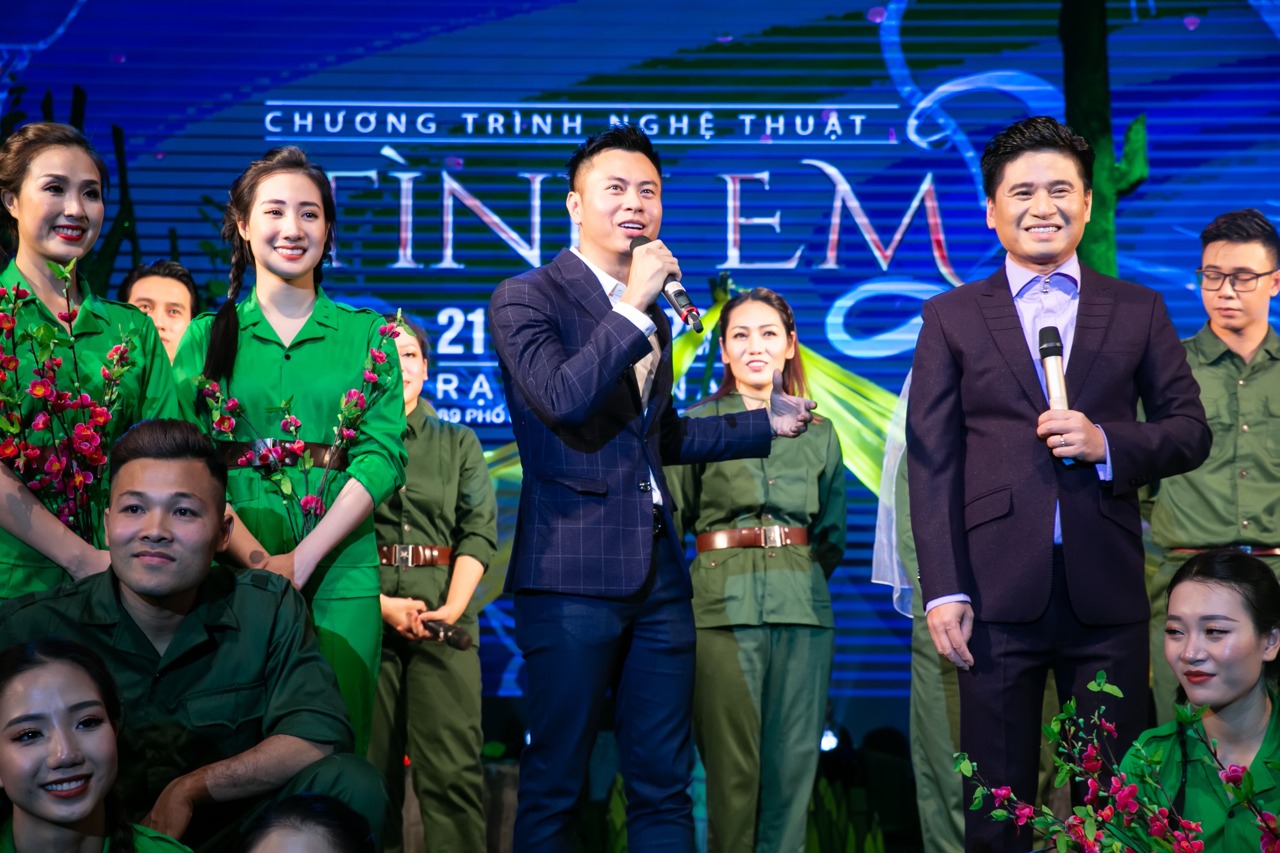 Cuộc chơi lớn thành công của nhạc sĩ Dương Cầm cuoc choi lon thanh cong cua nhac si duong cam