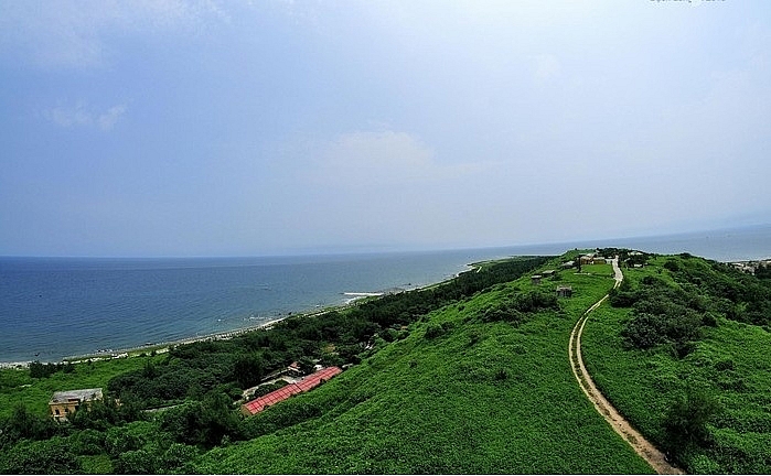 Trải nghiệm khó quên ở đảo Bạch Long Vĩ: hòn đảo xa nhất Vịnh Bắc Bộ bach long vi nhu chu rong con mai me say ngu doi cho duoc danh thuc