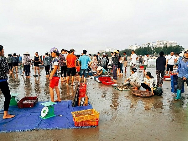 Sầm Sơn đã có cách "làm mới" để hút khách du lịch dịp hè 2019 sam son da co buoc lam moi de thu hut du khach dip he 2019