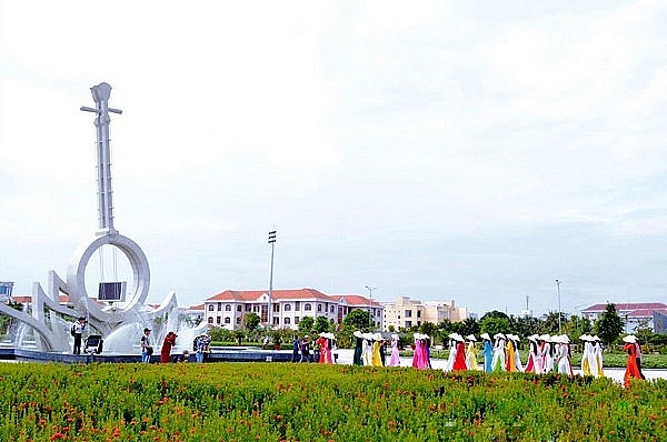 Thăm lại nhà công tử Bạc Liêu và thưởng thức mĩ vị lạ lùng của xứ đờn ca tài tử tham lai nha cong tu bac lieu va thuong thuc mi vi la lung cua xu don ca tai tu