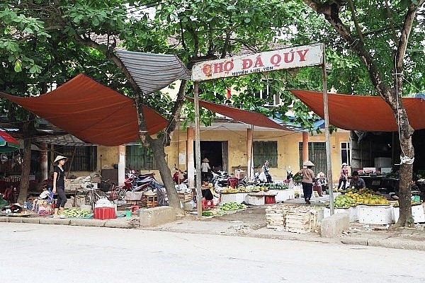 Đến Yên Bái mua đá quý, uống chè Tuyết Shan, ngắm "Hạ Long trên núi" den yen bai mua da quy uong che tuyet shan xem mua xoe thai