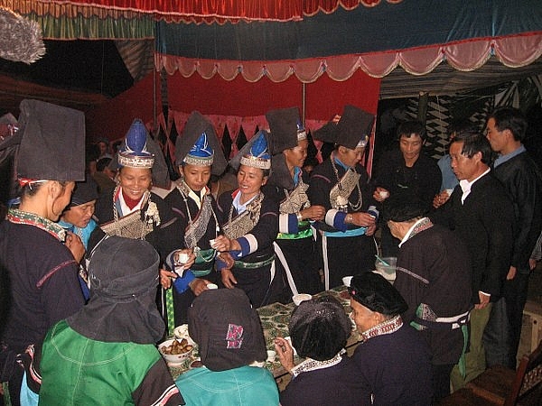 doc dao tuc cuoi hoi cua nguoi pa di o lao cai