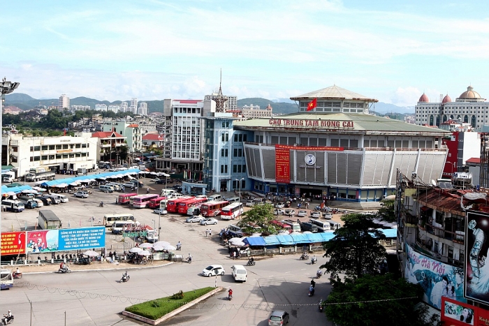 Chiêm ngưỡng vẻ đẹp của bãi biển trữ tình Trà Cổ (Quảng Ninh) chiem nguong ve dep cua bai bien tru tinh tra co quang ninh