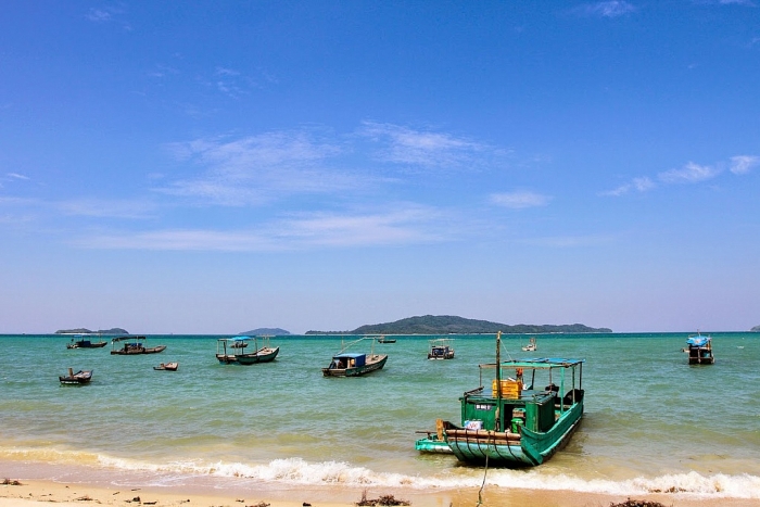 Chiêm ngưỡng vẻ đẹp của bãi biển trữ tình Trà Cổ (Quảng Ninh) chiem nguong ve dep cua bai bien tru tinh tra co quang ninh