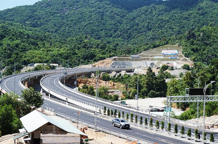 Phú Yên: Say lòng du khách với vẻ nên thơ và hùng vĩ phu yen say long du khach voi ve nen tho va hung vi