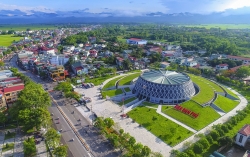 thap co nghin nam o mien dat vo troi van