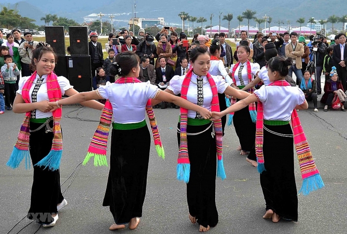 Nơi con sông Đà chảy vào đất Việt thuộc tỉnh nào? noi con song da chay vao dat viet thuoc tinh nao