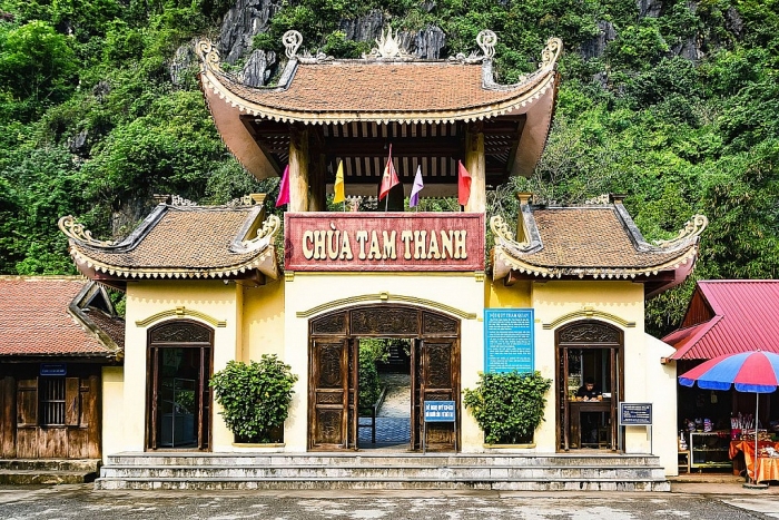 Dòng sông nào chảy ngược duy nhất ở nước ta? dong song nao chay nguoc duy nhat o nuoc ta