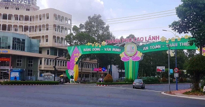 Sen được coi là "đặc sản" của tỉnh nào? tinh nao co bieu tuong la sen va seu