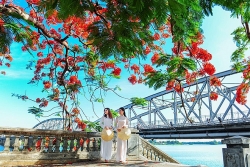 net nguyen so mang dam ban sac dan toc o phien cho lon nhat tay bac