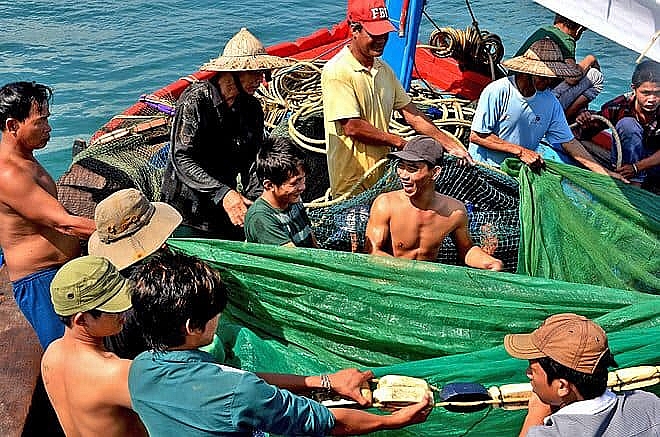 Nỗi nhọc nhằn, gian truân của những con người “bám biển” nhoc nhan gian truan va day kho cuc cua nhung con nguoi bam bien