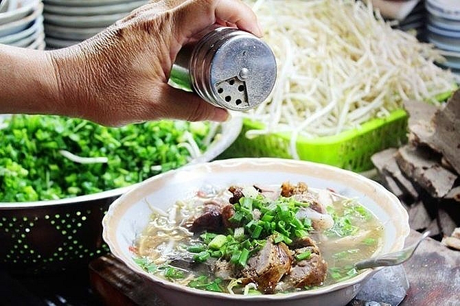 Quảng Trị có những đặc sản gì khiến thực khách xuýt xoa không ngừng? quang tri co nhung dac san gi khien thuc khach xuyt xoa khong ngung