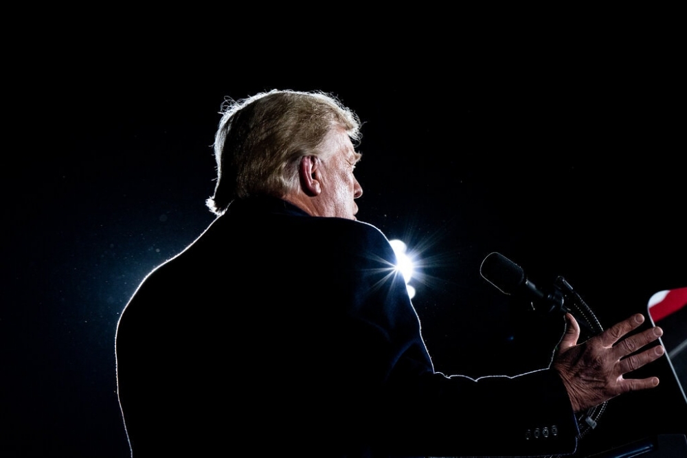 Phó Tổng thống Mike Pence gọi ông Trump là 'kẻ phản bội' Phó Tổng thống Mike Pence gọi ông Trump là 'kẻ phản bội'