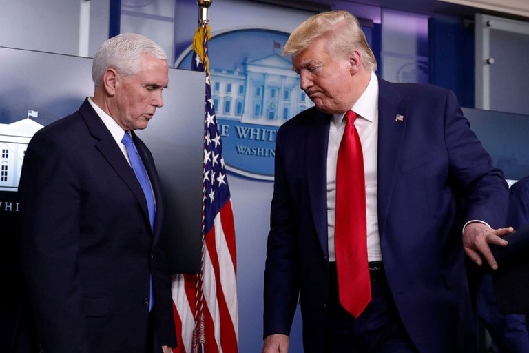 Ông Trump đã nói chuyện lại với Phó Tổng thống Mike Pence Ông Trump