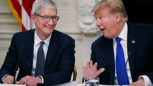 Apple, Boeing, Ford tặng quà chia tay gì cho ông Trump? Apple, Boeing, Ford tặng quà chia tay gì cho ông Trump?
