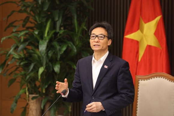 'Chúng ta phải nhanh hơn virus, cố gắng trong 10 ngày sẽ dập tắt' 'Chúng ta phải nhanh hơn virus, cố gắng trong 10 ngày sẽ dập tắt'