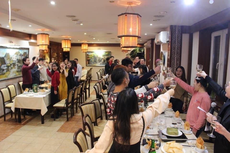 Tết Nguyên đán 2021: Người Việt xa quê chung sức, chung lòng hướng về quê hương trong dịch COVID-19 Tết Nguyên đán 2021: Người Việt xa quê chung sức, chung lòng hướng về quê hương trong dịch COVID 19