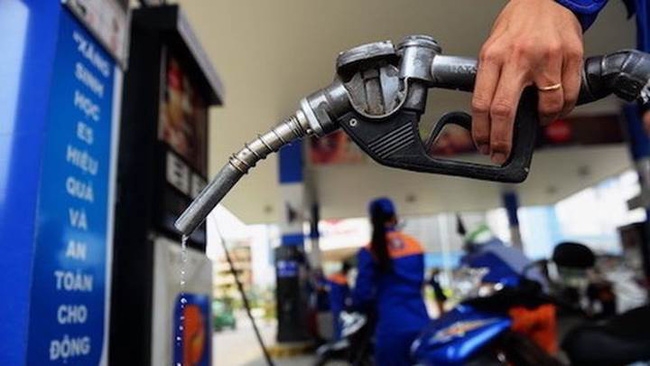 Giá xăng tăng Giá xăng không tăng trong kỳ điều chỉnh cuối năm Canh Tý
