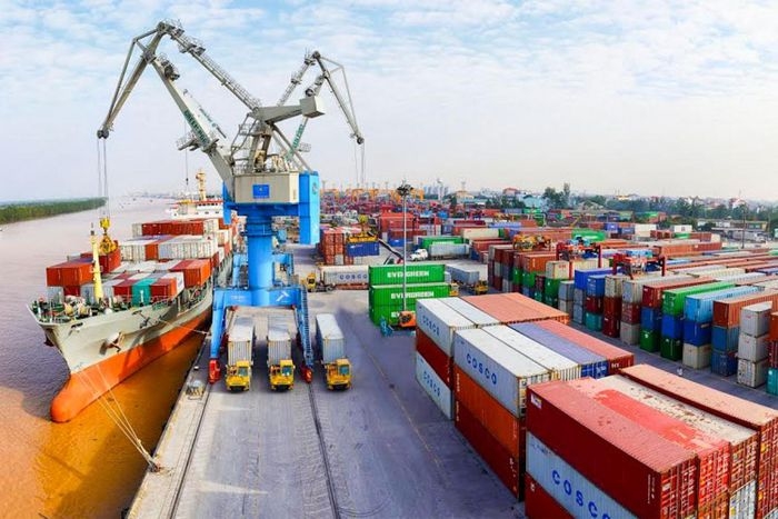 Xuất, nhập khẩu hàng hóa Tết Tân Sửu tăng mạnh 53% Xuất, nhập khẩu hàng hóa Tết Tân Sửu tăng mạnh 53%