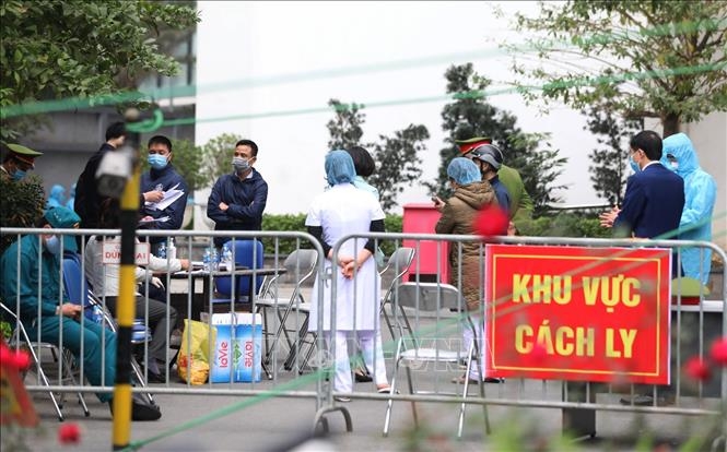 Phạt mức tối đa đối với 2 tài xế Bắc Giang trốn khai báo khi đi từ vùng dịch về Phạt mức tối đa với 2 tài xế Bắc Giang trốn khai báo khi về từ vùng dịch
