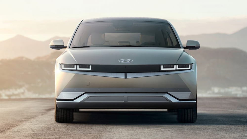 Có gì bên trong SUV điện Hyundai Ioniq 5 sắp ra mắt? Có gì bên trong SUV điện Hyundai Ioniq 5 sắp ra mắt?